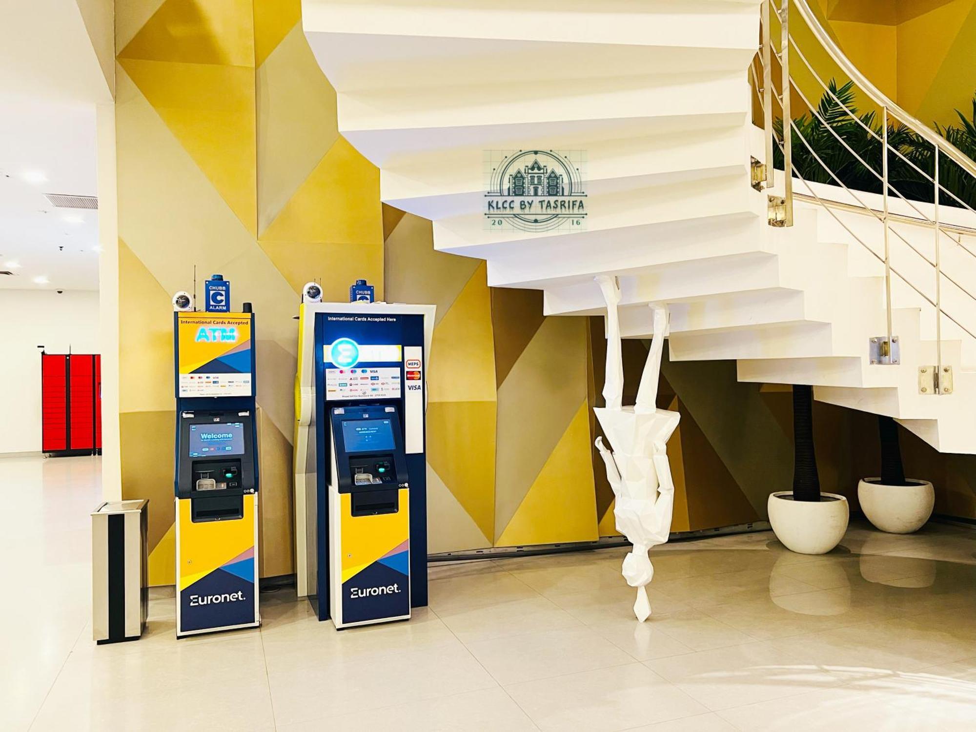 Mercu Summer Suites Klcc By Sweet Home Kuala Lumpur Exterior foto